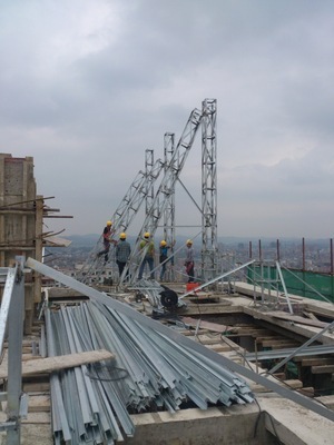 廣州市旺角廣告 專業高空安裝工程服務，優質價格與可靠廠家合作